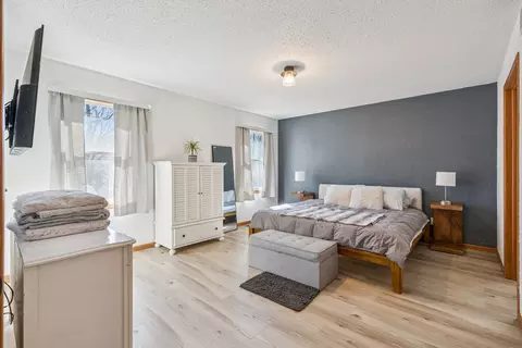Bedroom - 728 10th Avenue Ct, Hampton, IL 61256 photo 1 of 3