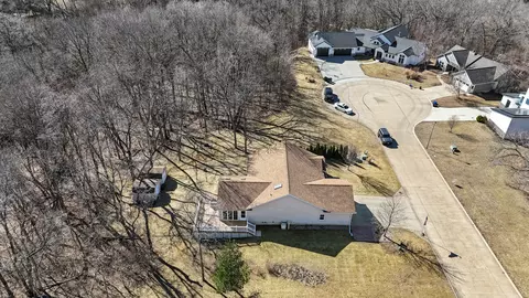 View/Area - 728 10th Avenue Ct, Hampton, IL 61256 photo 3 of 7