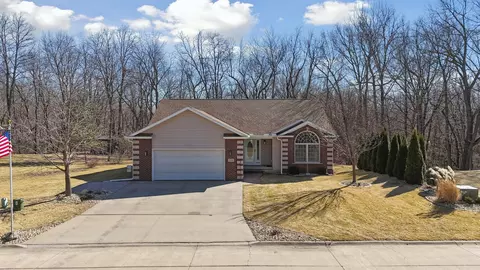 Exterior - 728 10th Avenue Ct, Hampton, IL 61256 photo 7 of 7