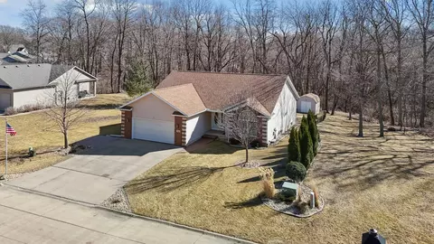 View/Area - 728 10th Avenue Ct, Hampton, IL 61256 photo 1 of 7