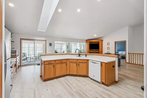 Kitchen - 728 10th Avenue Ct, Hampton, IL 61256 photo 3 of 3