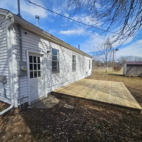 Exterior - 1005 Pace Ave, Mount Vernon, IL 62864 photo 4 of 8