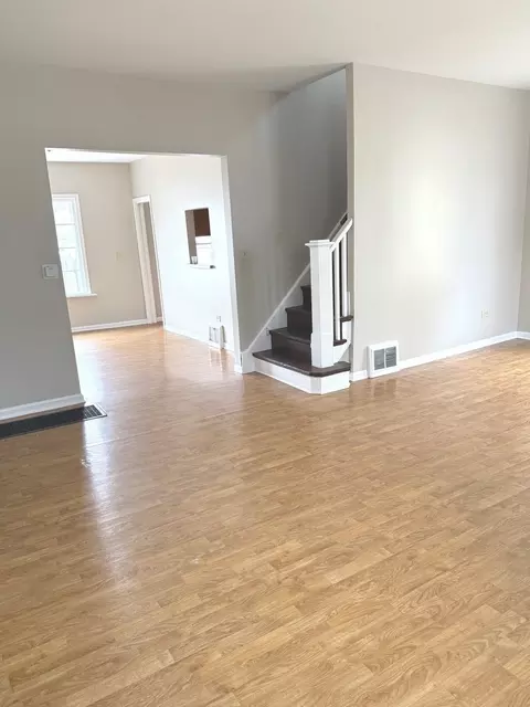 371-373 Cedar St, Aurora, IL 60506 photo 17