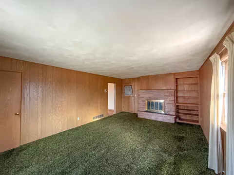 Living - 116 Tuggle Dr, Cherry Valley, IL 61016 photo 2 of 2