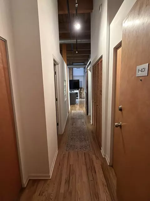 Entry Way - 215 N Aberdeen St #B401, Chicago, IL 60607 photo 1 of 2