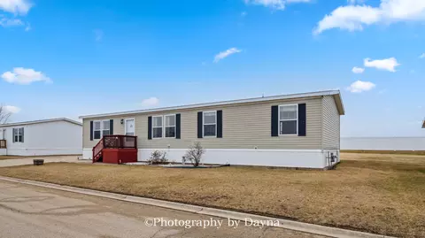 30 Saint Pauls Dr, Bourbonnais, IL 60914