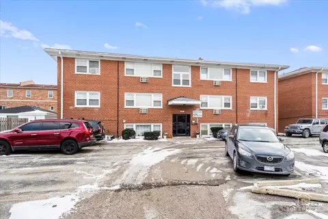 10123 Hartford Ct #GC, Schiller Park, IL 60176