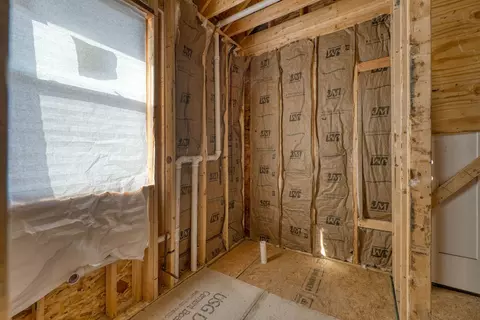 Bath - 1020 W 104th Pl, Chicago, IL 60643 photo 1 of 1