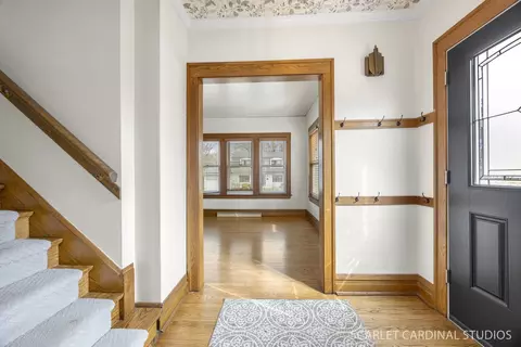 Entry Way - 524 Western Ave, Wheaton, IL 60187 photo 1 of 4