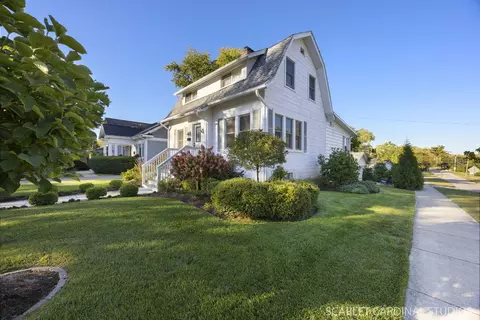 Exterior - 524 Western Ave, Wheaton, IL 60187 photo 2 of 10
