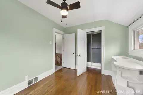 Bedroom - 524 Western Ave, Wheaton, IL 60187 photo 6 of 6