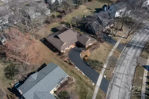 View/Area - 1127 Thunderbird Ln, Naperville, IL 60563 photo 2 of 8