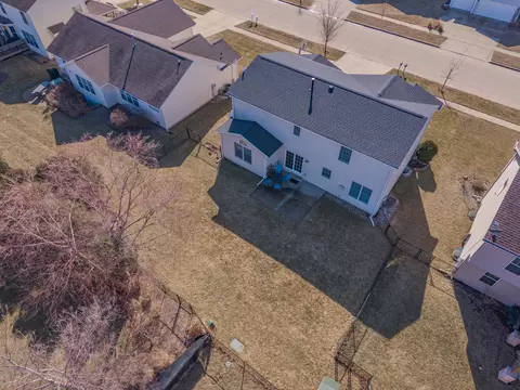 View/Area - 2884 Three Eagles St, Normal, IL 61761 photo 2 of 5