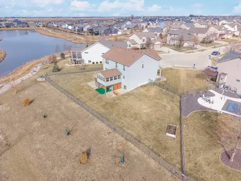 View/Area - 2501 Fieldstone Ct, Normal, IL 61761 photo 2 of 8