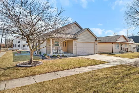 368 Crotty Ave, Seneca, IL 61360