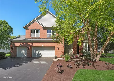 25004 W Prairie Grove Dr, Plainfield, IL 60585