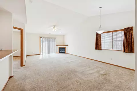 Living - 1699 E Lomar St #0, Eldridge, IA 52748 photo 1 of 4