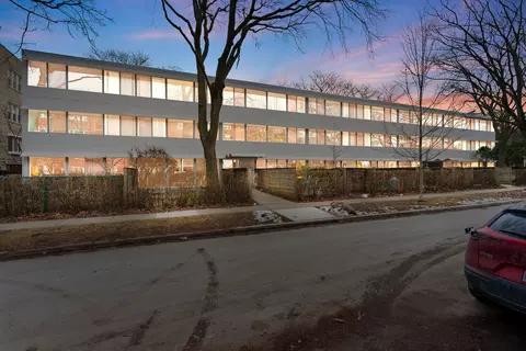 300 N Maple Ave, Oak Park, IL 60302