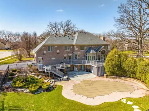 View/Area - 519 Litchfield Ln, Bartlett, IL 60103 photo 4 of 7