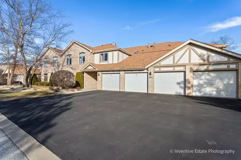 6540 Pine Trail Ln #2, Tinley Park, IL 60477
