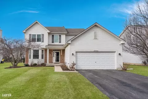 2002 S Kristina Ln, Round Lake, IL 60073