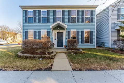 813 Serendipity Dr, Aurora, IL 60504