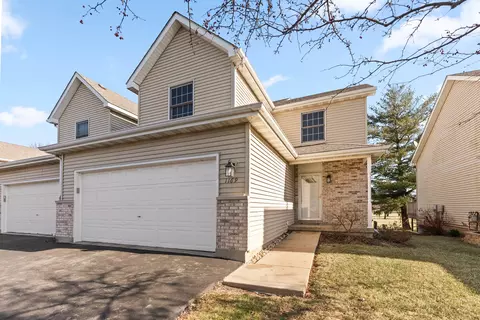 1169 Golf Ct, Dekalb, IL 60115