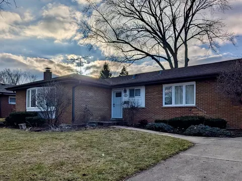 Undisclosed, Arlington Heights, IL 60004