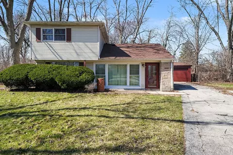 8 Mantua Ct, Park Forest, IL 60466