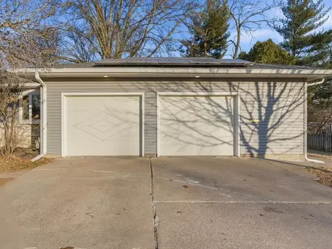 Other - 2610 31st St, Moline, IL 61265 photo 2 of 16
