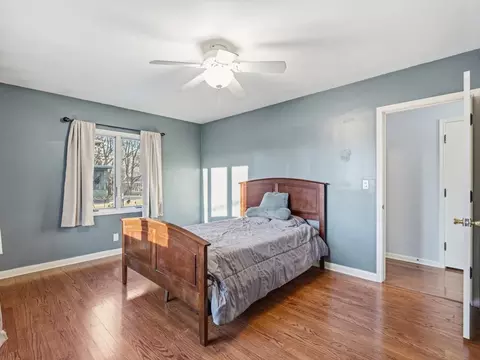 Bedroom - 2610 31st St, Moline, IL 61265 photo 1 of 7
