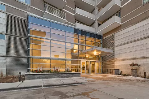 1515 S Prairie Ave #1010, Chicago, IL 60605