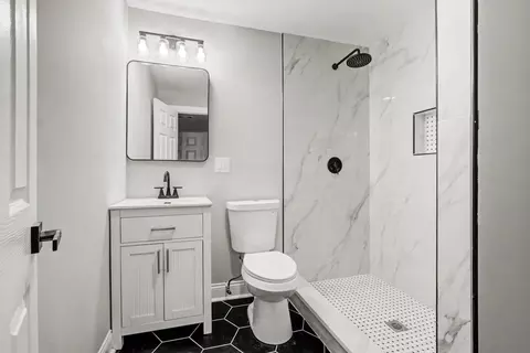 Bath - 19632 Walnut St, Mokena, IL 60448 photo 2 of 2
