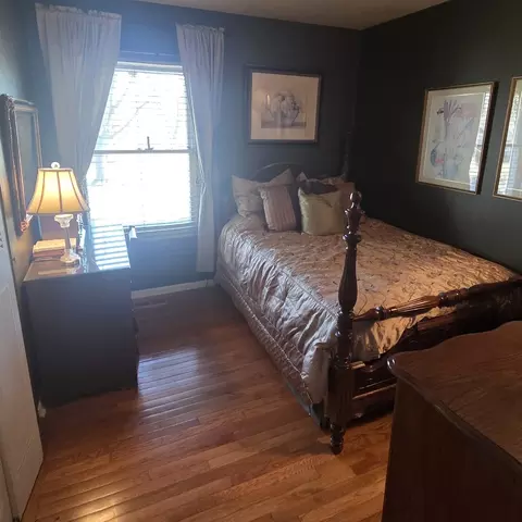 Bedroom - 846 Brookside Dr, Bartlett, IL 60103 photo 2 of 2