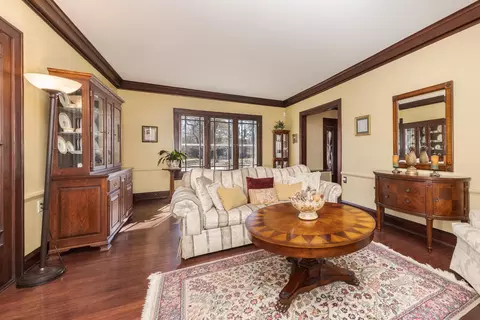 Living - 1926 E Oakland Ave, Bloomington, IL 61701 photo 4 of 4