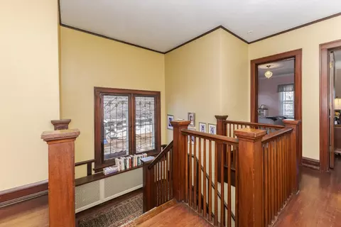 Entry Way - 1926 E Oakland Ave, Bloomington, IL 61701 photo 8 of 13