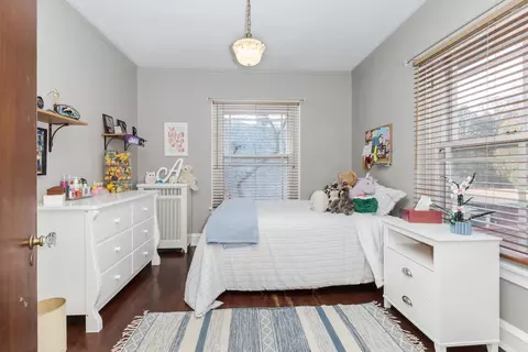 Bedroom - 1926 E Oakland Ave, Bloomington, IL 61701 photo 7 of 8