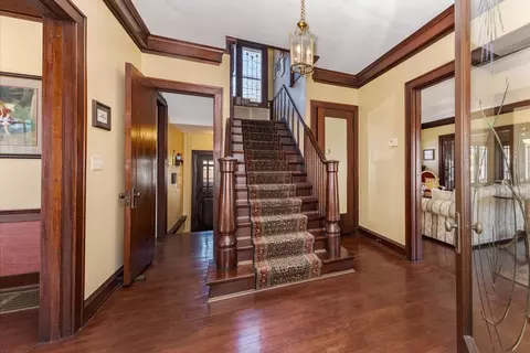 Entry Way - 1926 E Oakland Ave, Bloomington, IL 61701 photo 5 of 13
