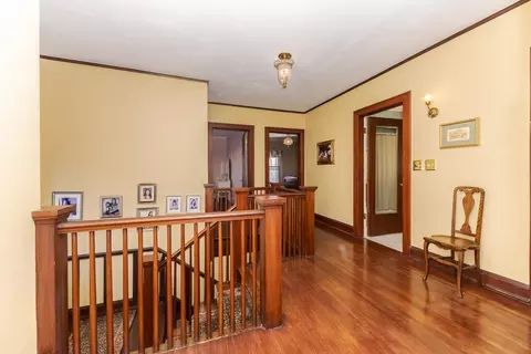 Entry Way - 1926 E Oakland Ave, Bloomington, IL 61701 photo 10 of 13