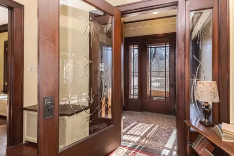 Entry Way - 1926 E Oakland Ave, Bloomington, IL 61701 photo 4 of 13