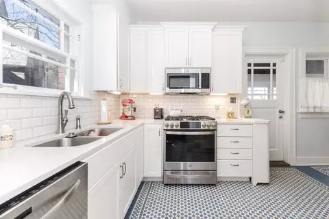 Kitchen - 1926 E Oakland Ave, Bloomington, IL 61701 photo 1 of 5