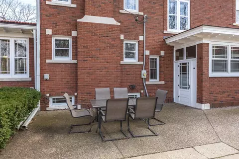 Exterior - 1926 E Oakland Ave, Bloomington, IL 61701 photo 5 of 14