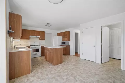 811 Phaeton Pl, Normal, IL 61761 photo 9