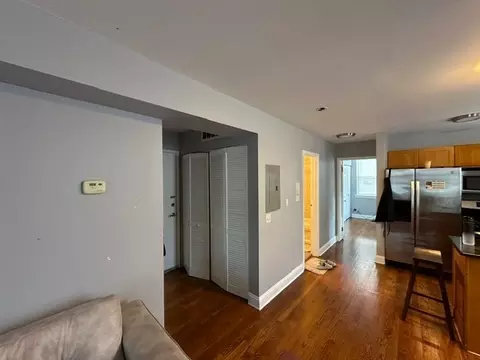 Entry Way - Undisclosed, Chicago, IL 60645 photo 2 of 2