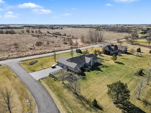 View/Area - 1744 E Offner Rd, Beecher, IL 60401 photo 3 of 4
