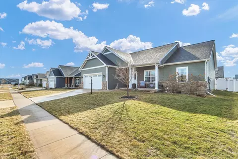 1611 E Vernon Dr, Urbana, IL 61802