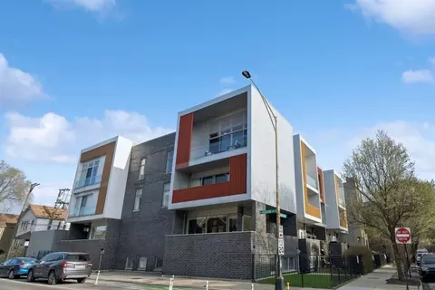 935 N Hermitage Ave #3, Chicago, IL 60622