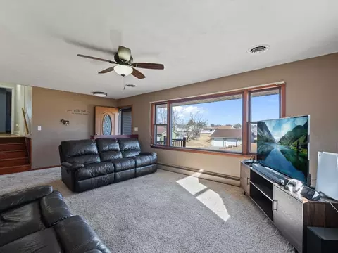 Living - 1420 7th St, Orion, IL 61273 photo 2 of 4