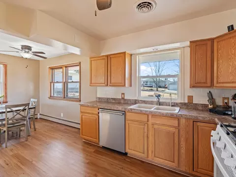 Kitchen - 1420 7th St, Orion, IL 61273 photo 4 of 4