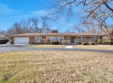 Exterior - 31 Graymoor Ln, Olympia Fields, IL 60461 photo 2 of 5